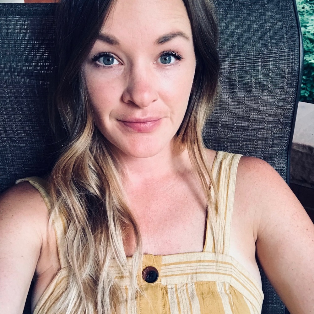 Meet your Posher, Whitney